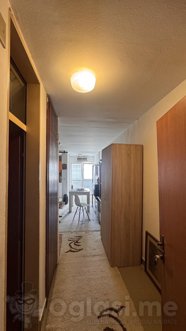 Garsonjera 35m2 - Bar - Bar (uži dio)