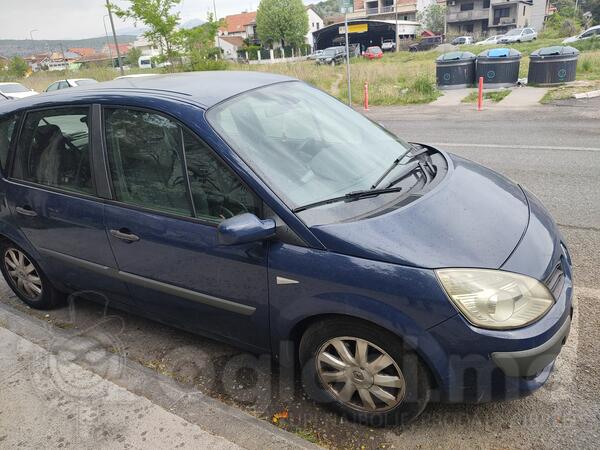 Renault - Scenic - 1.9 DTI