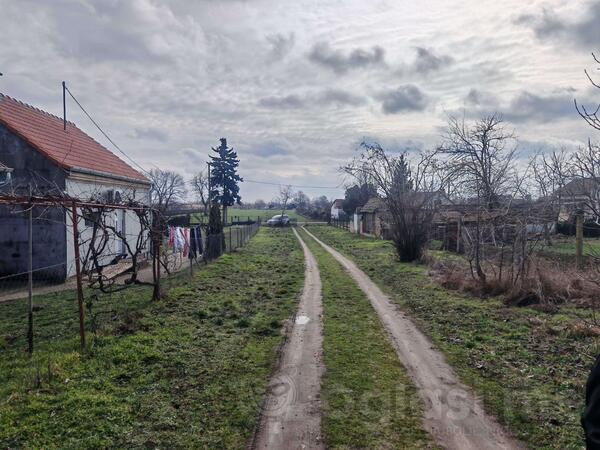 Građevinsko zemljište 2507m2 - Kikinda - Kikinda (uži dio)