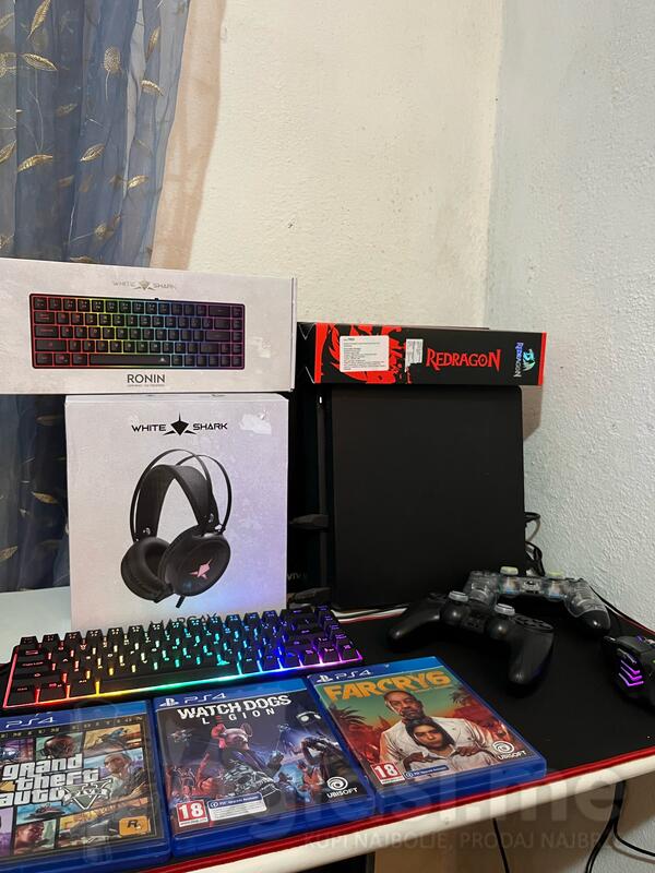 Sony - PlayStation 4