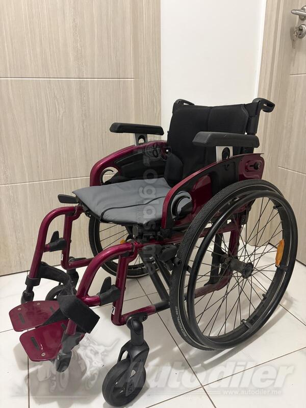 Prodajem nova invalidska kolica