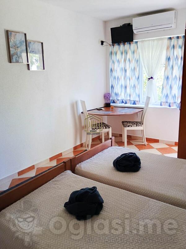 Garsonjera 30m2 - Podgorica - Blok 9