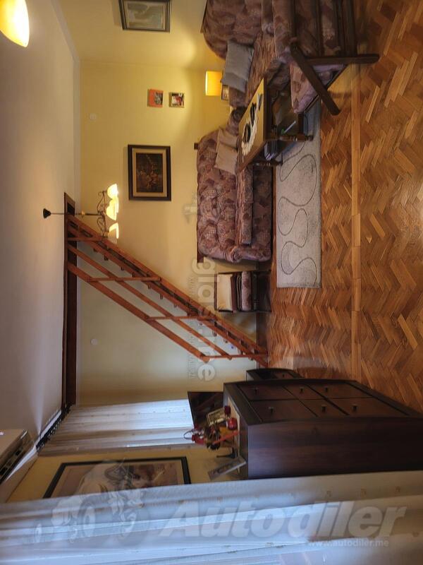 Četvorosoban stan 140m2 - Podgorica - Centar grada ulica Slobode