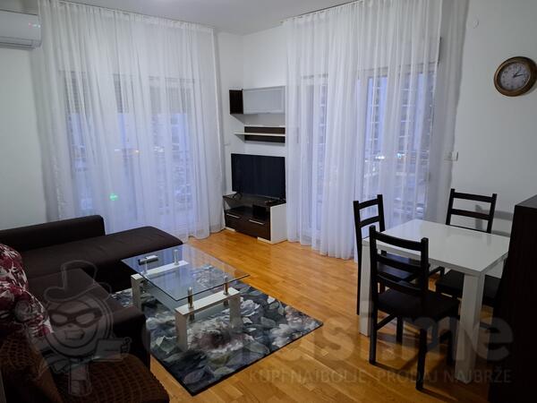 Dvosoban stan 80m2 - Podgorica - City kvart