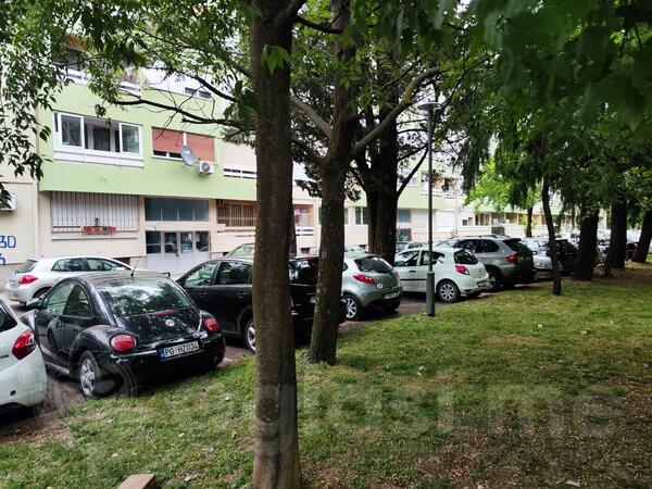 Dvosoban stan 84m2 - Podgorica - Preko Morače