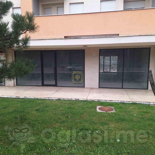 Kancelarija 175m2 - Podgorica - City Kej