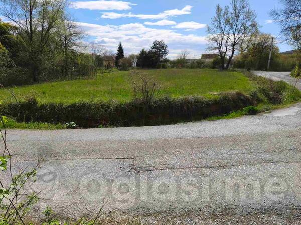 Poljoprivredno zemljište 2000m2 - Danilovgrad - Gruda