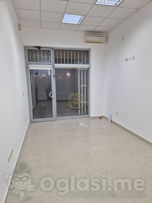 Kancelarija 20m2 - Podgorica - Stari Aerodrom