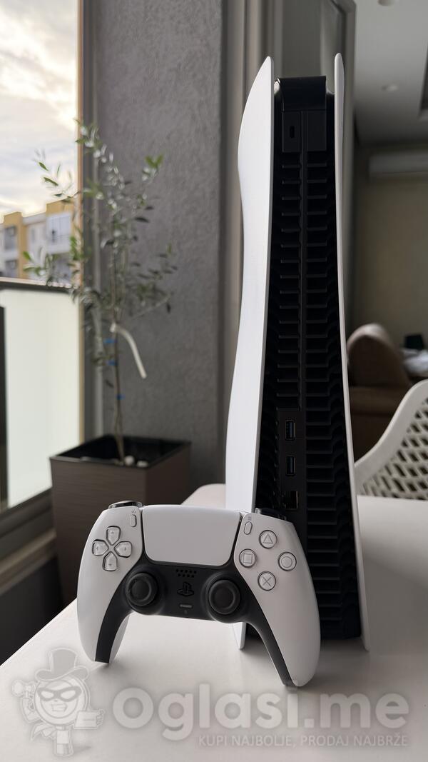 Sony - PlayStation 4