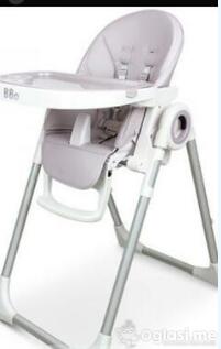 Ogradicu i hranilicu za bebe