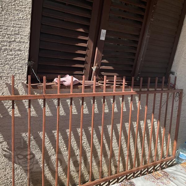  Ulazna kapija 2.26m x 1.20m