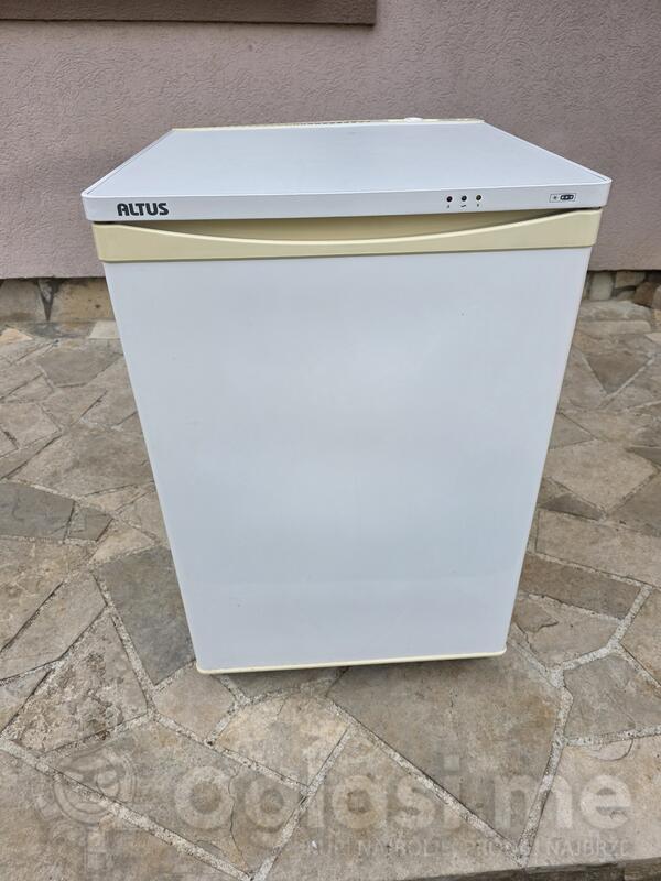 Zamrzivac Altus s 4 ladice