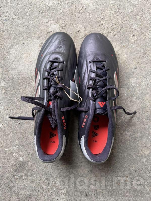 adidas kopacke A klasa b4 42.i 42.2/3 