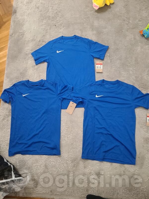 nike majce L velicina za djecu za trening 