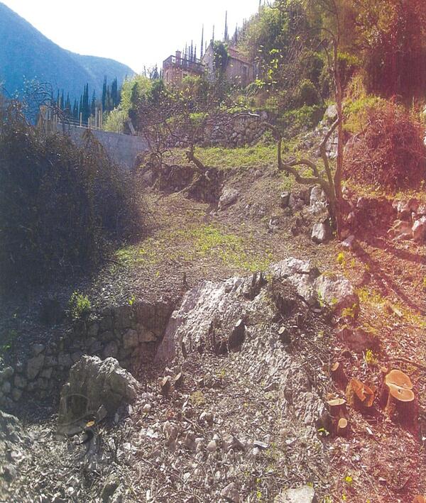 Građevinsko zemljište 661m2 - Herceg Novi - Žlijebi