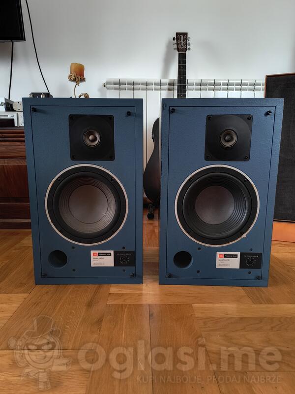 JBL 4301 B