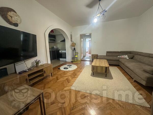 Trosoban stan 75m2 - Podgorica - Zagorič