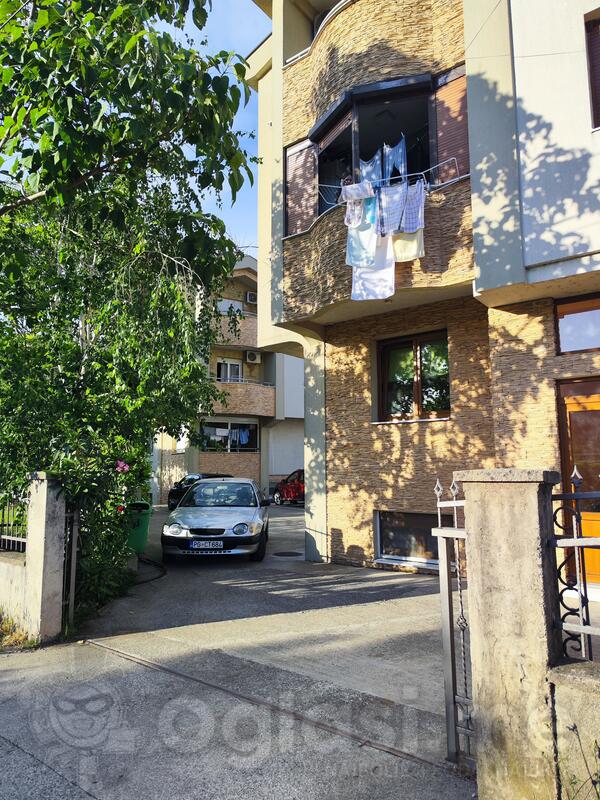 Dvosoban stan 56m2 - Podgorica - Tološi