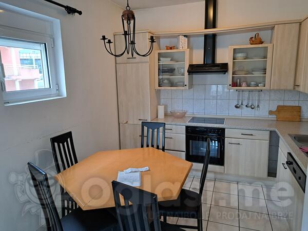 Trosoban stan 79m2 - Budva - Velji Vinogradi kuzina