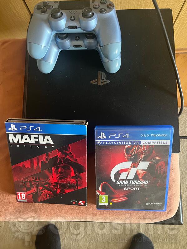 prodajem ps4