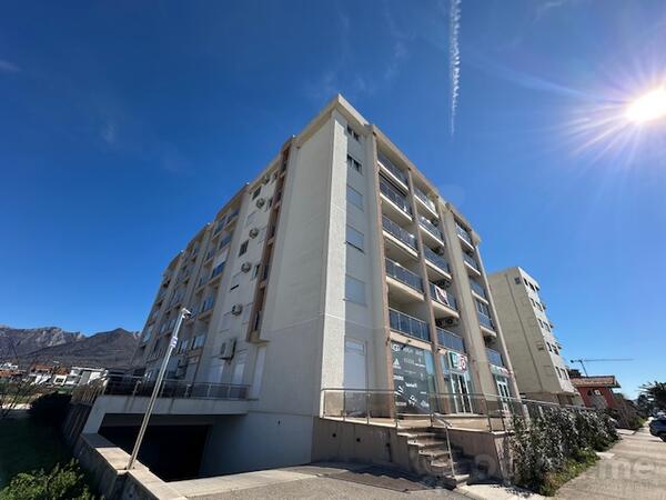 Jednosoban stan 59m2 - Bar - Šušanj
