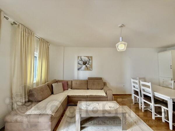 Jednosoban stan 60m2 - Bar - Šušanj