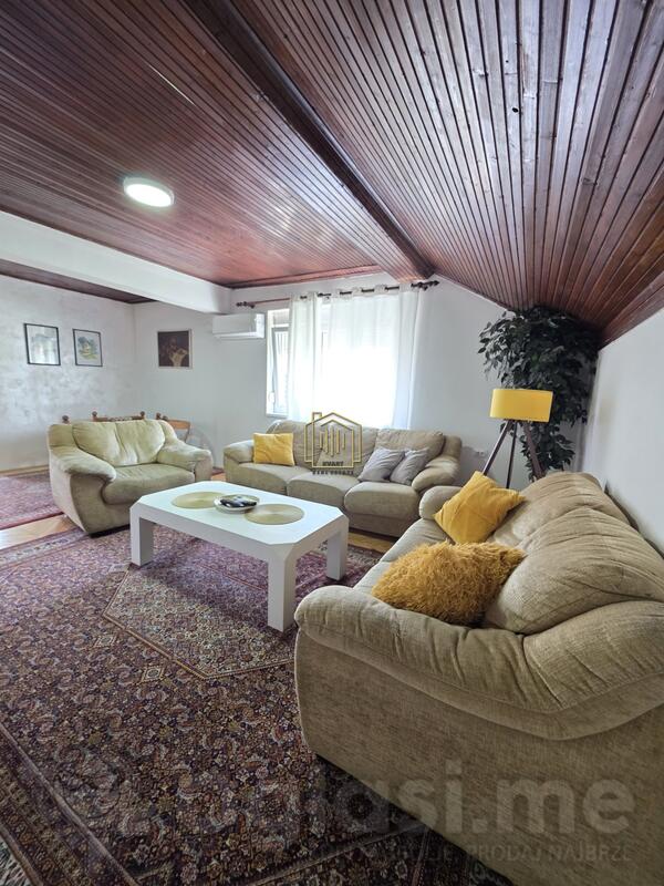 Trosoban stan 100m2 - Podgorica - Stari Aerodrom