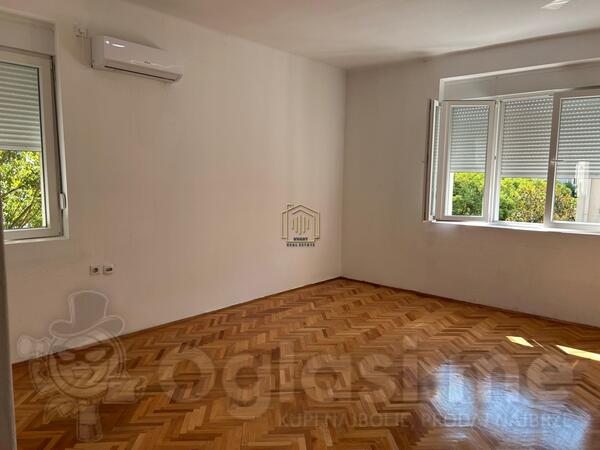 Dvosoban stan 69m2 - Podgorica - Centar grada