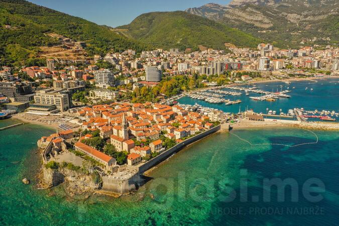 Vila 500m2 - Budva - Budva (uži dio)