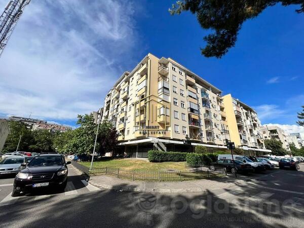 Garsonjera 24m2 - Podgorica - Blok 6