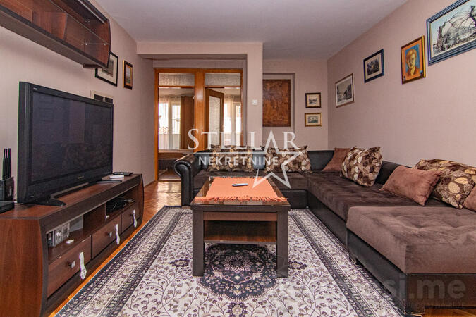 Trosoban stan 90m2 - Budva - Centar grada