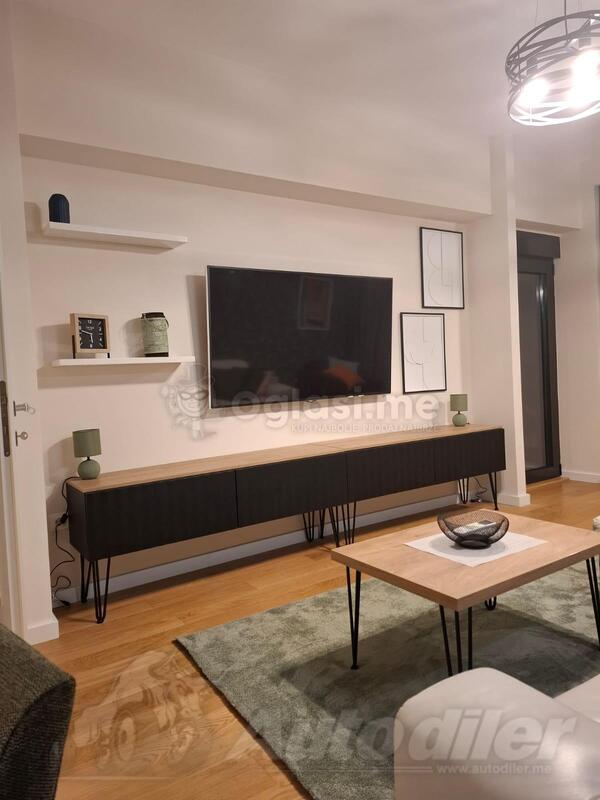 Dvosoban stan 78m2 - Podgorica - Centar grada Vezirov most