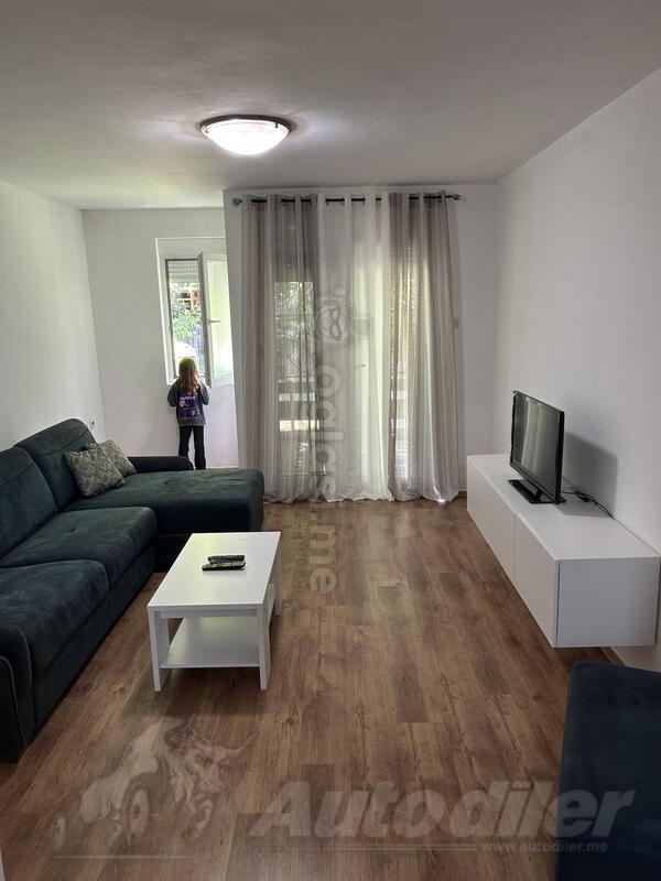 Jednoiposoban stan 55m2 - Budva - Dubovica