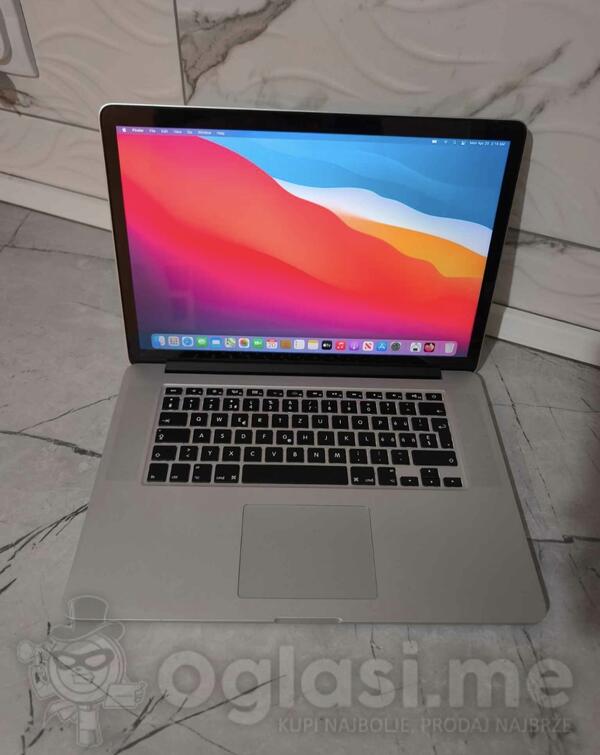Apple  - 15" Intel i7 0GB GB