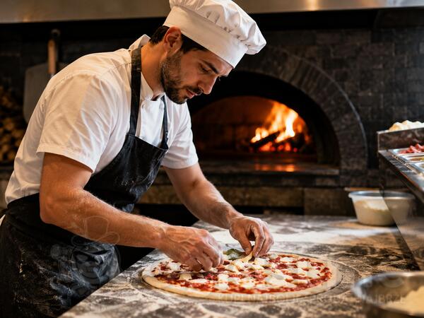 Potreban pizza majstor za rad u Sutomoru.
