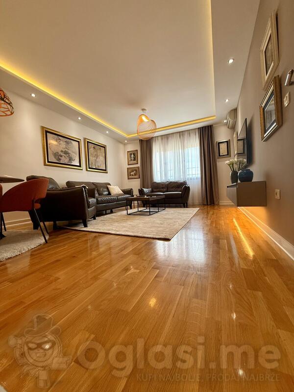 Dvosoban stan 90m2 - Podgorica - Preko Morače