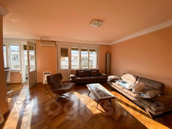 Dvosoban stan 95m2 - Podgorica - Centar grada