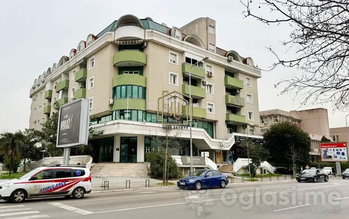 Kancelarija 30m2 - Podgorica - Preko Morače