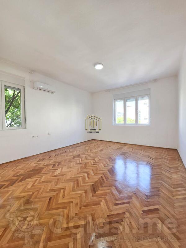 Dvosoban stan 69m2 - Podgorica - Centar grada