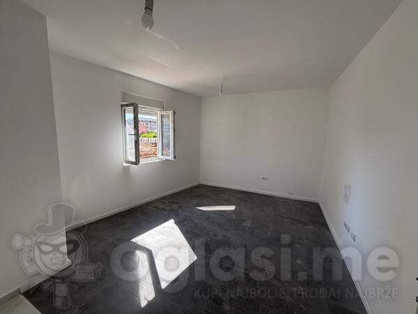 Garsonjera 29m2 - Podgorica - Zabjelo