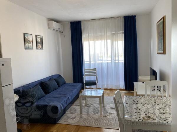 Garsonjera 30m2 - Podgorica - Tuški put