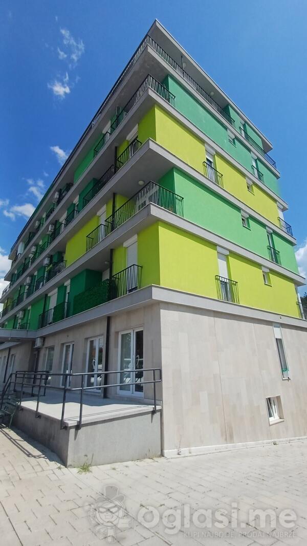 Kancelarija 26m2 - Nikšić - Nikšić (uži dio)