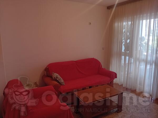 Jednosoban stan 35m2 - Bar - Centar grada