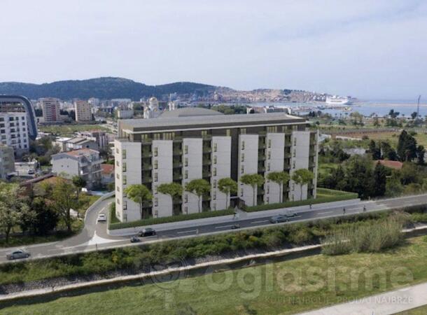 Dvosoban stan 64m2 - Bar - Bar (uži dio) Centar Bd