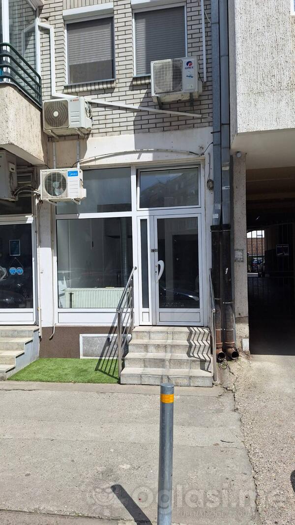 Lokal 42m2 - Novi Sad - Novi Sad
