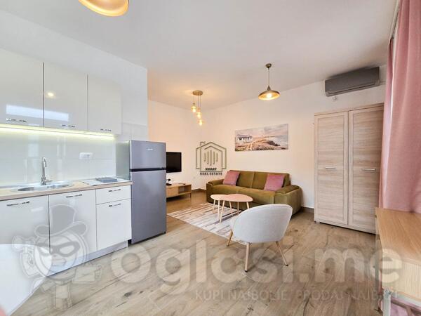 Garsonjera 25m2 - Podgorica - Momišići