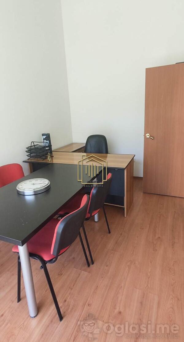 Kancelarija 28m2 - Podgorica - Stari Aerodrom