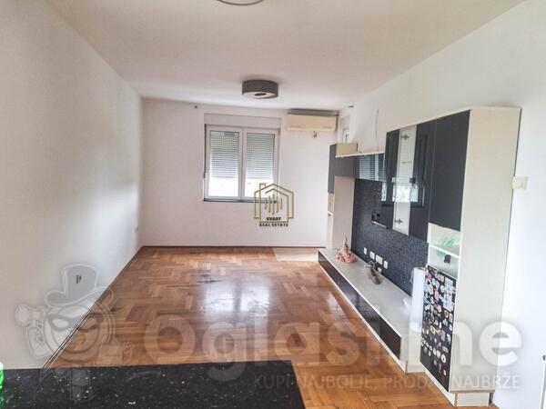 Trosoban stan 90m2 - Podgorica - Tuški put