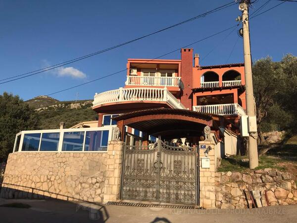 Dvosoban stan 100m2 - Bar - Popovići
