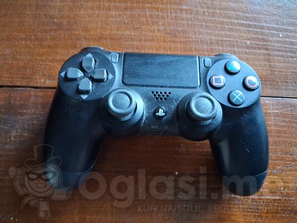 Sony - PlayStation 4